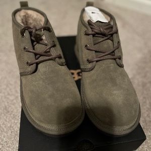 NIB UGG Men’s Neumel Boots Olive